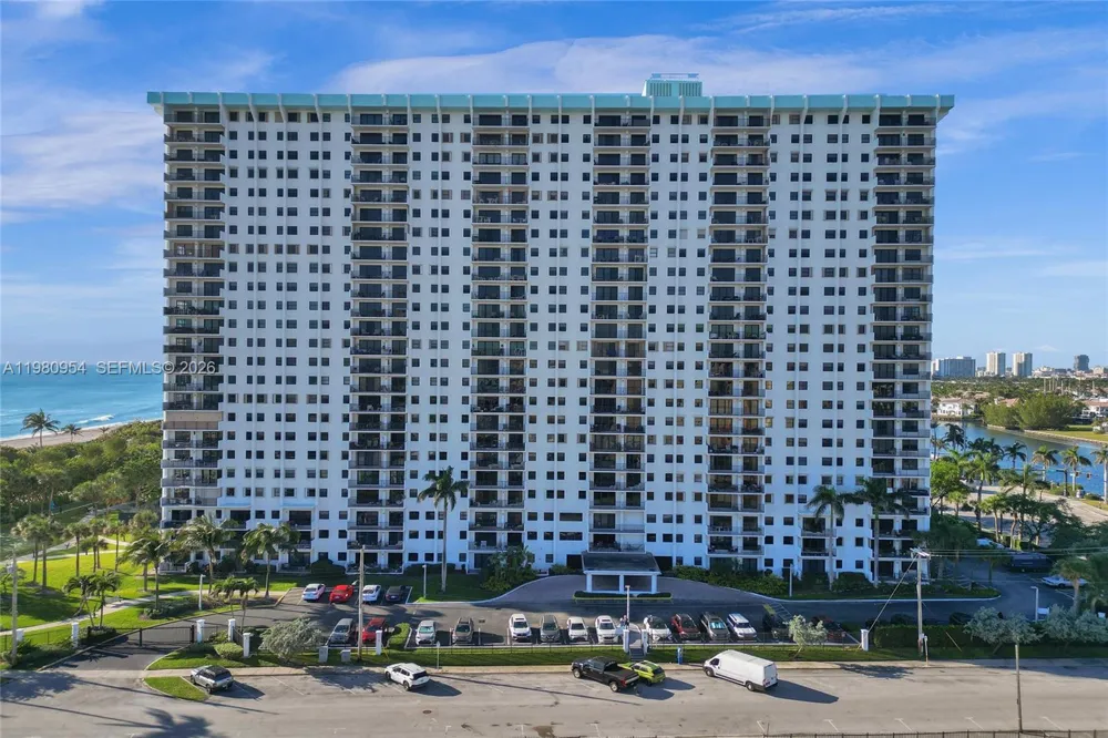 1201 S Ocean Dr #1407S Hollywood, FL 33019