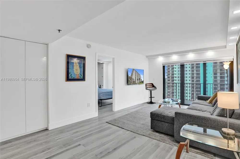 1201 S Ocean Dr #1407S Hollywood, FL 33019