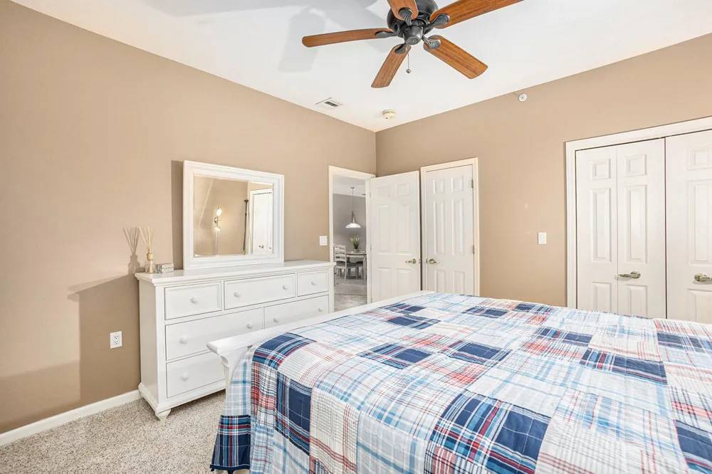 2964 Lakeshore Drive #E403 Muskegon City, MI 49441