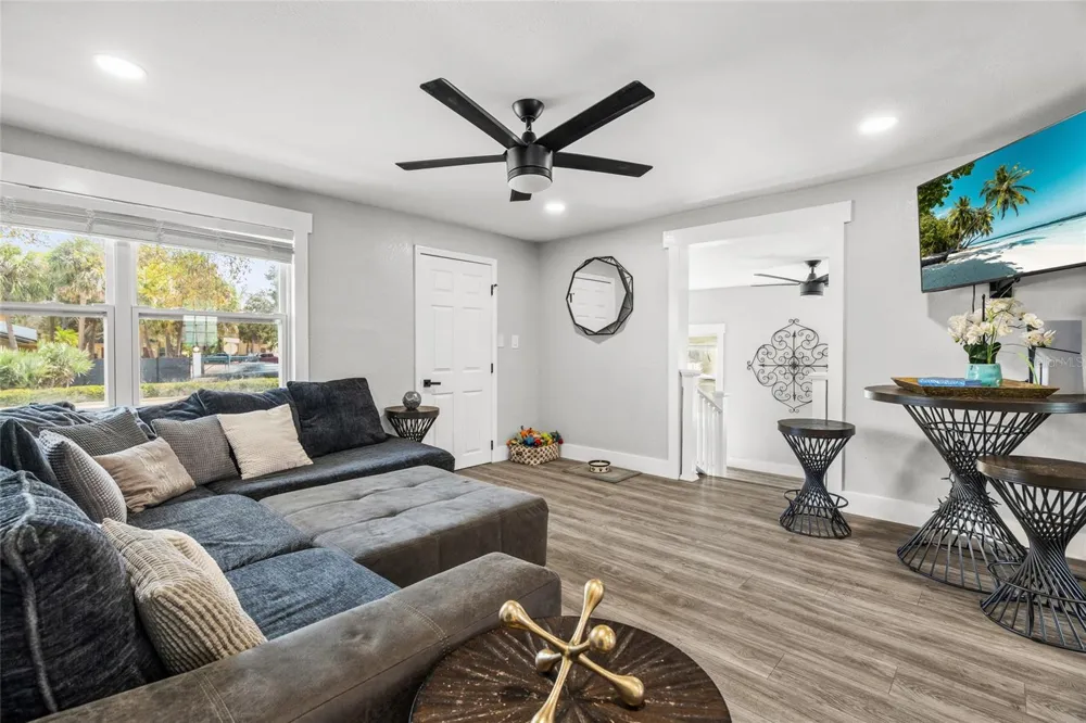 5135 OLD BRADENTON ROAD Sarasota, FL 34234