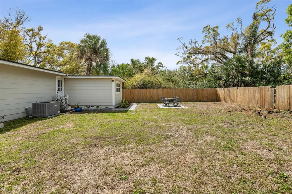 5135 OLD BRADENTON ROAD Sarasota, FL 34234