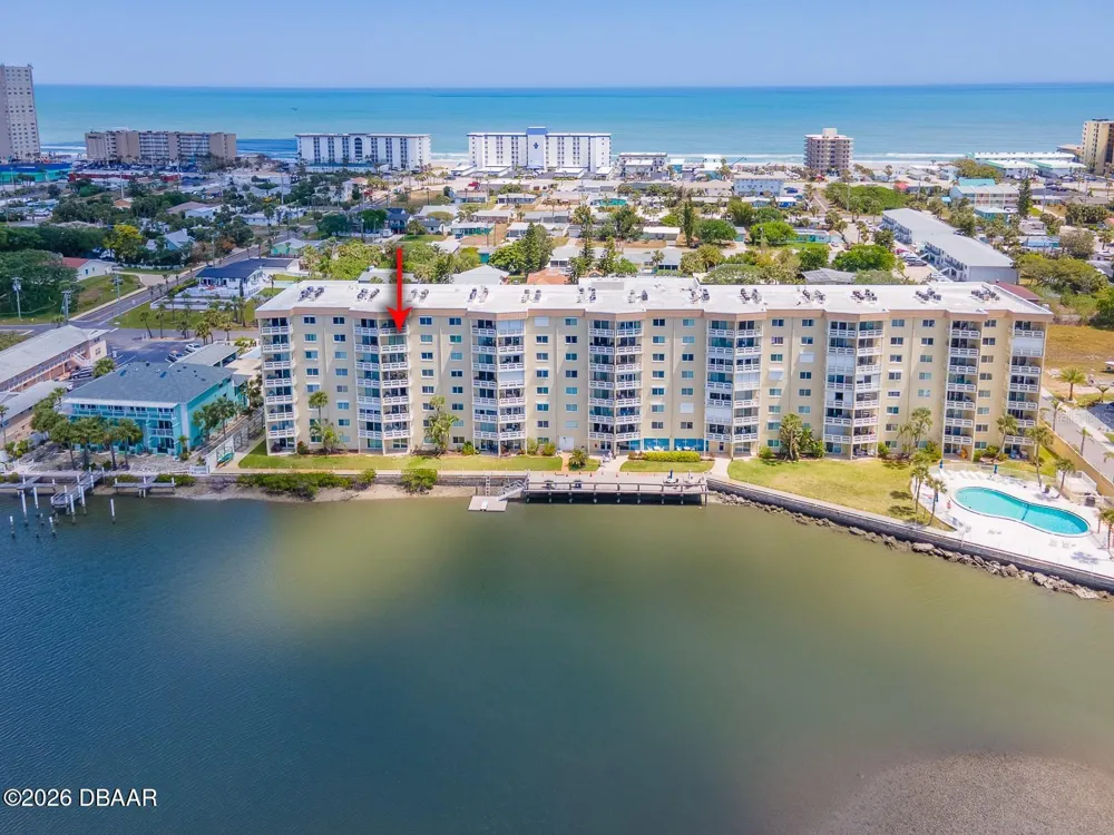 3606 S Peninsula Drive #703 Port Orange, FL 32127