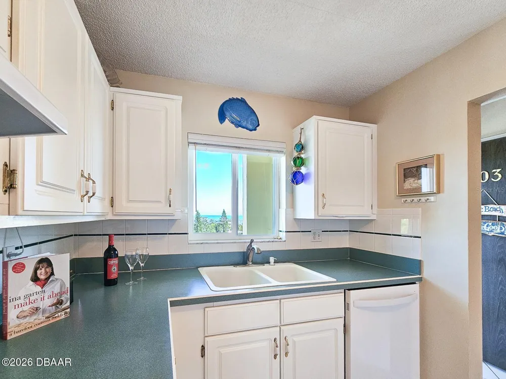 3606 S Peninsula Drive #703 Port Orange, FL 32127