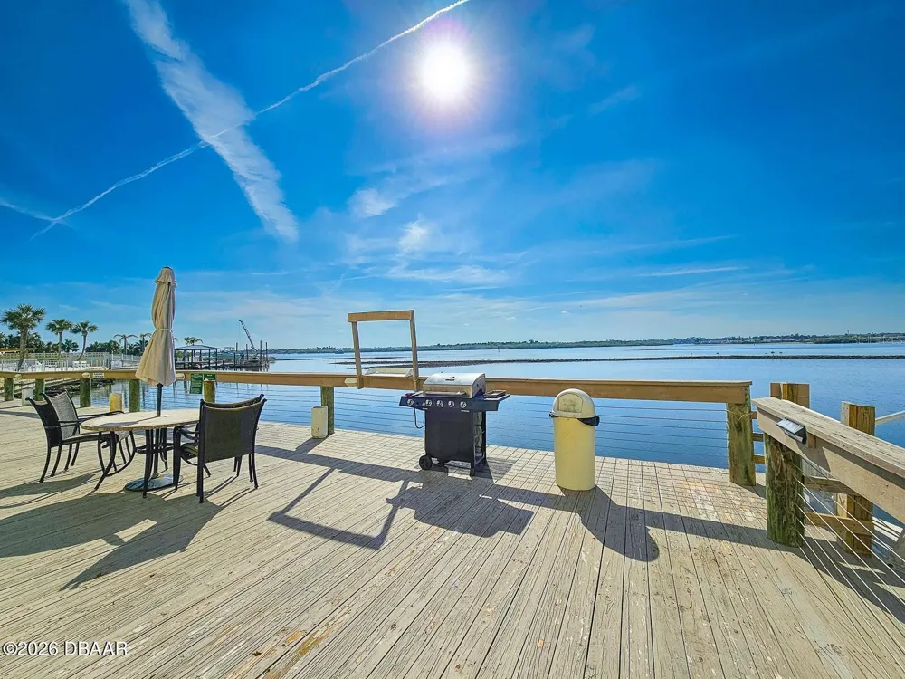3606 S Peninsula Drive #703 Port Orange, FL 32127