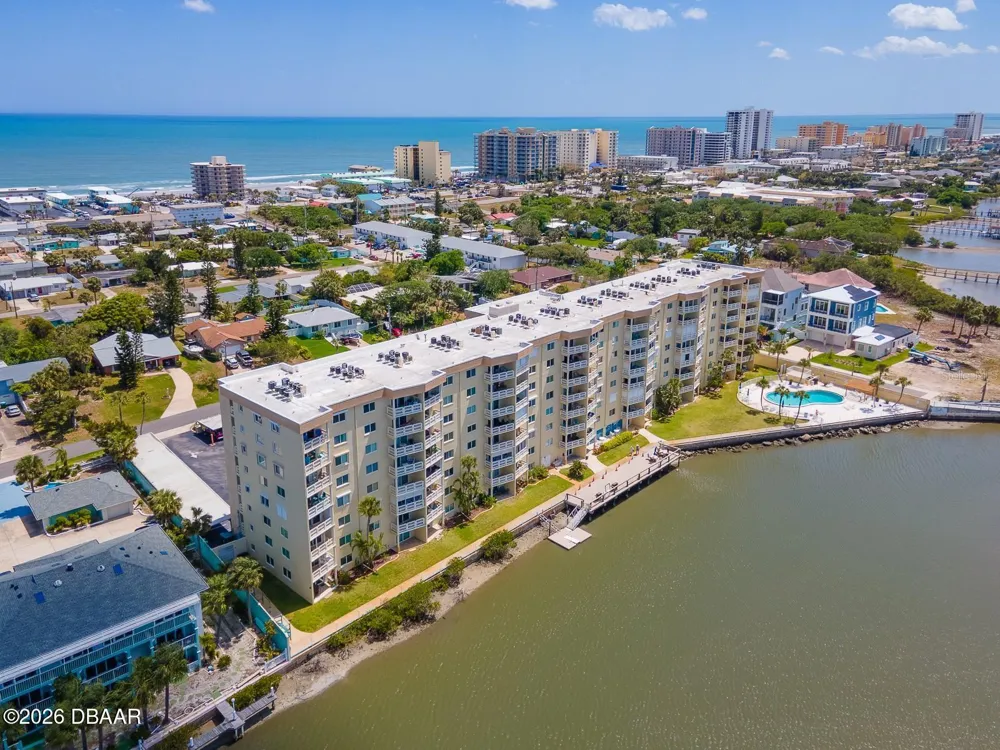 3606 S Peninsula Drive #703 Port Orange, FL 32127
