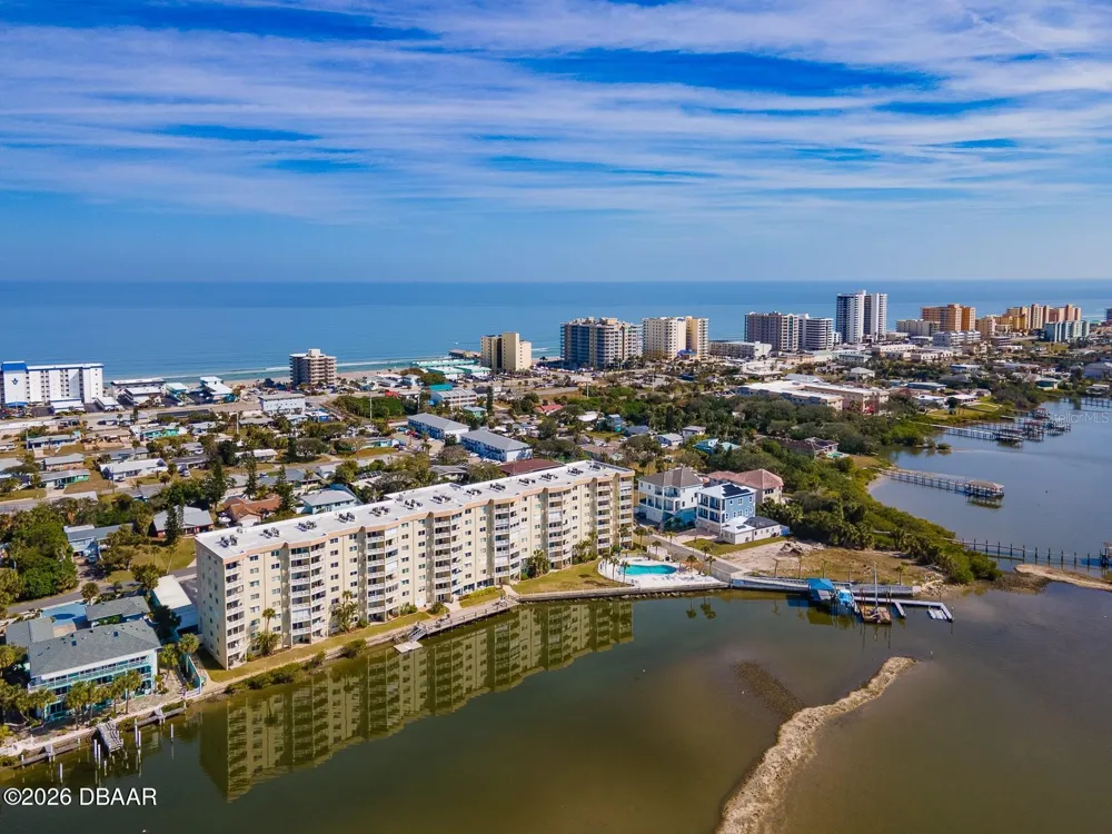 3606 S Peninsula Drive #703 Port Orange, FL 32127