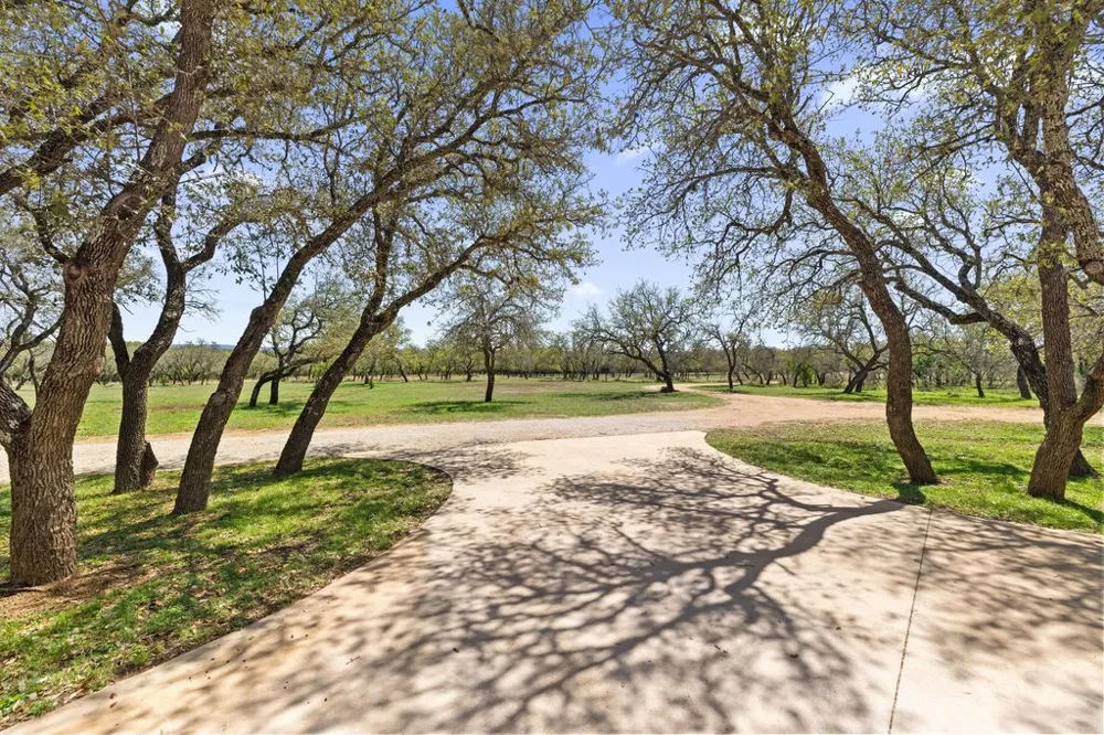 434 W Turner Court Johnson City, TX 78636
