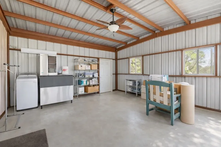 434 W Turner Court Johnson City, TX 78636