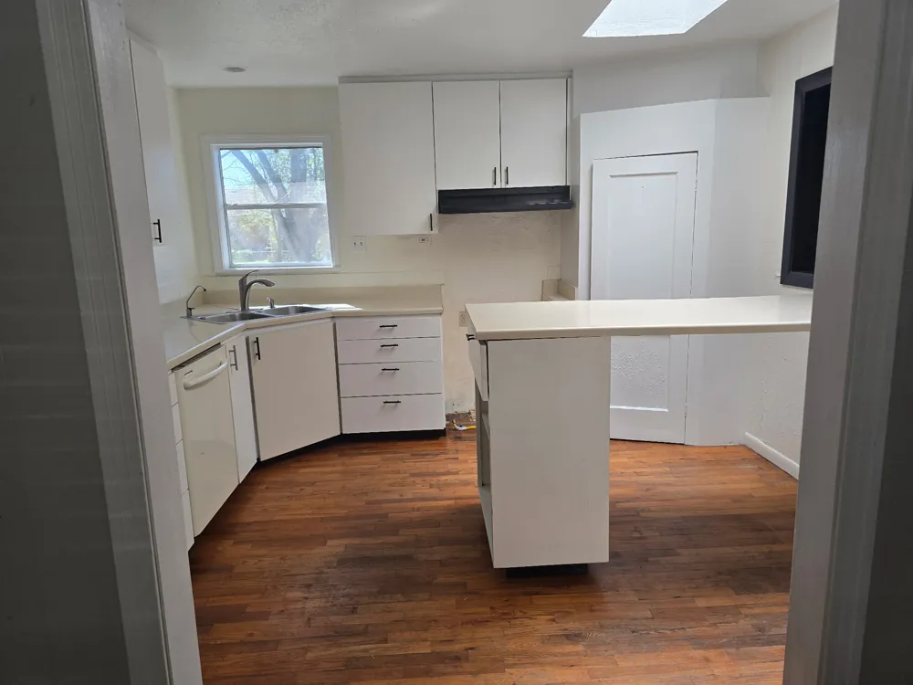 305 5th Street Thorndale, TX 76577