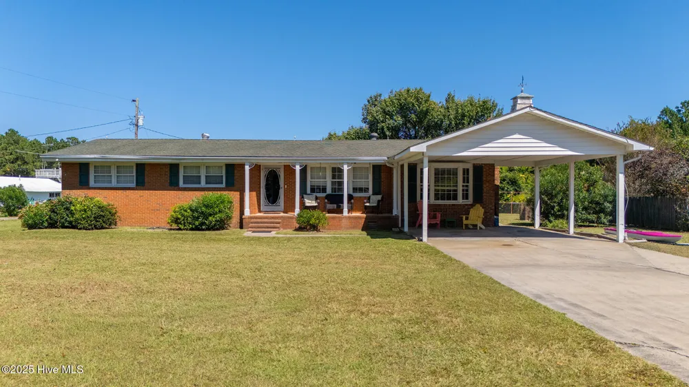 2596 Cedar Island Road Cedar Island, NC 28520