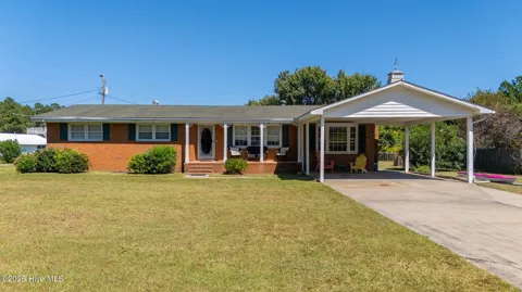 2596 Cedar Island Road