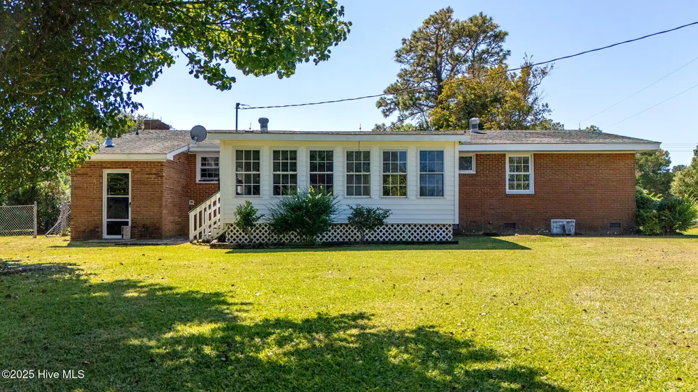 2596 Cedar Island Road Cedar Island, NC 28520
