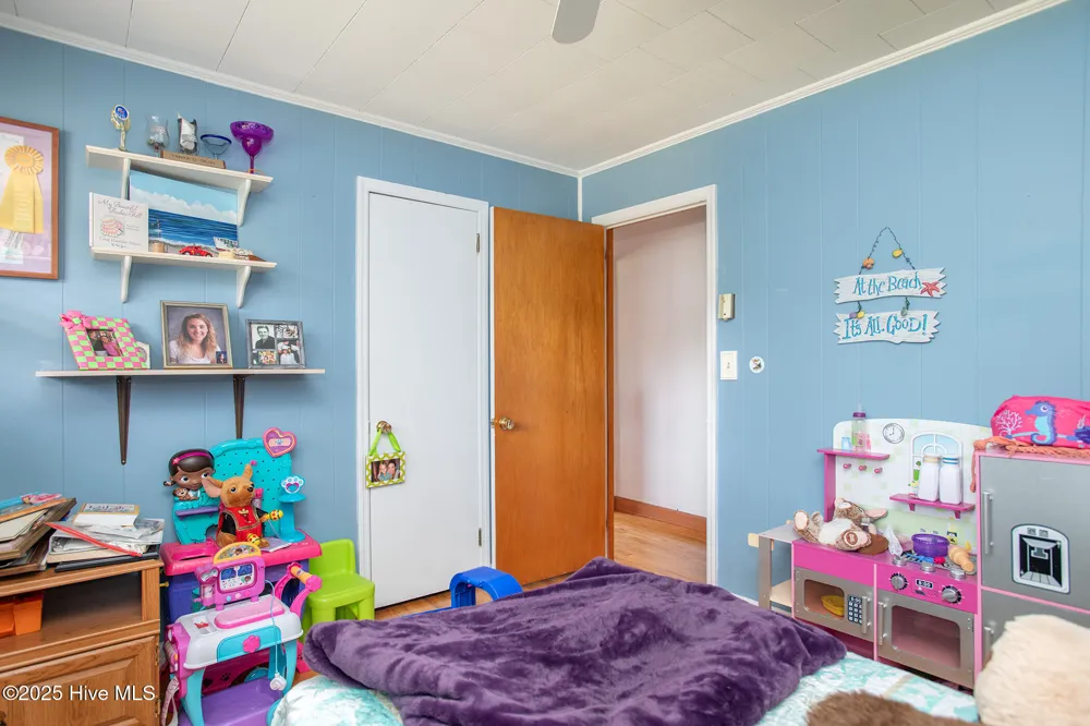 2596 Cedar Island Road Cedar Island, NC 28520
