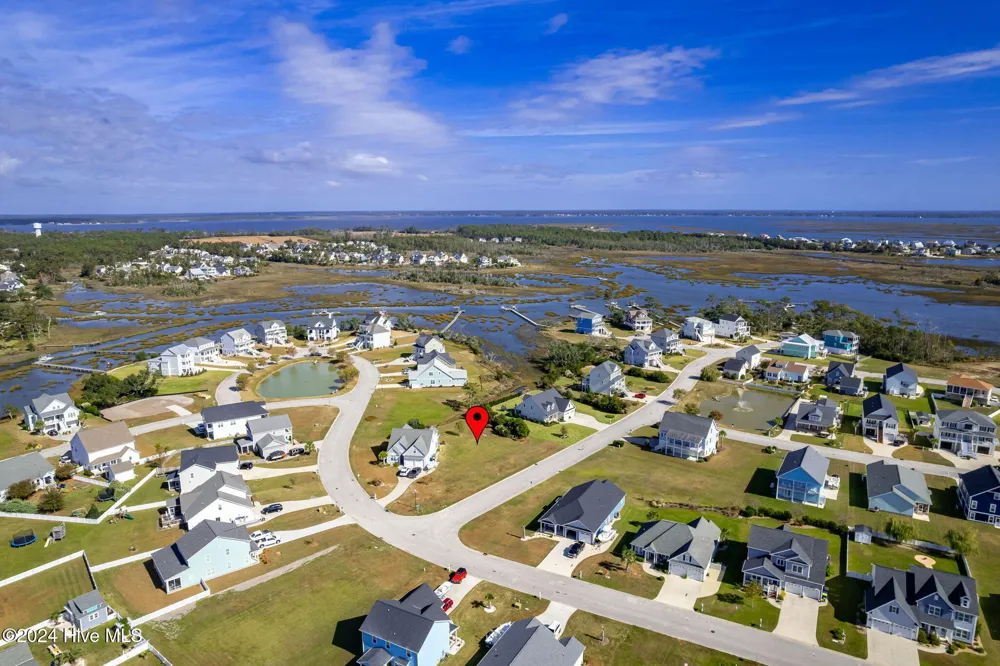 1602 Mainsail Road Morehead City, NC 28557