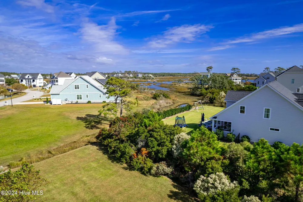 1602 Mainsail Road Morehead City, NC 28557