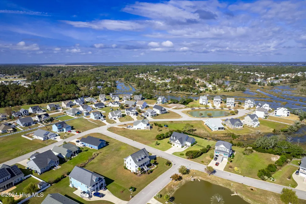 1602 Mainsail Road Morehead City, NC 28557