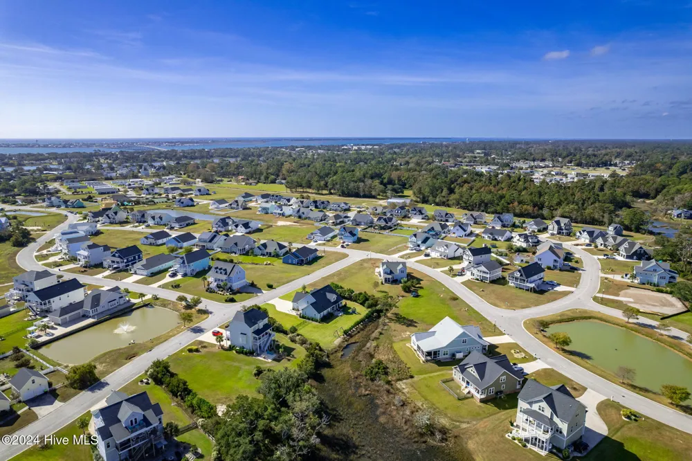 1602 Mainsail Road Morehead City, NC 28557