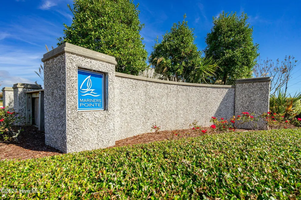 1602 Mainsail Road Morehead City, NC 28557