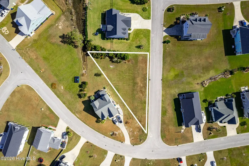 1602 Mainsail Road Morehead City, NC 28557