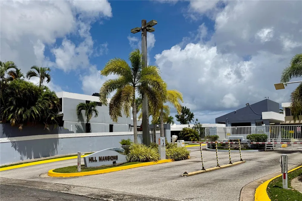 BF16 65 HILLS MANSIONS San Juan, PR 00926