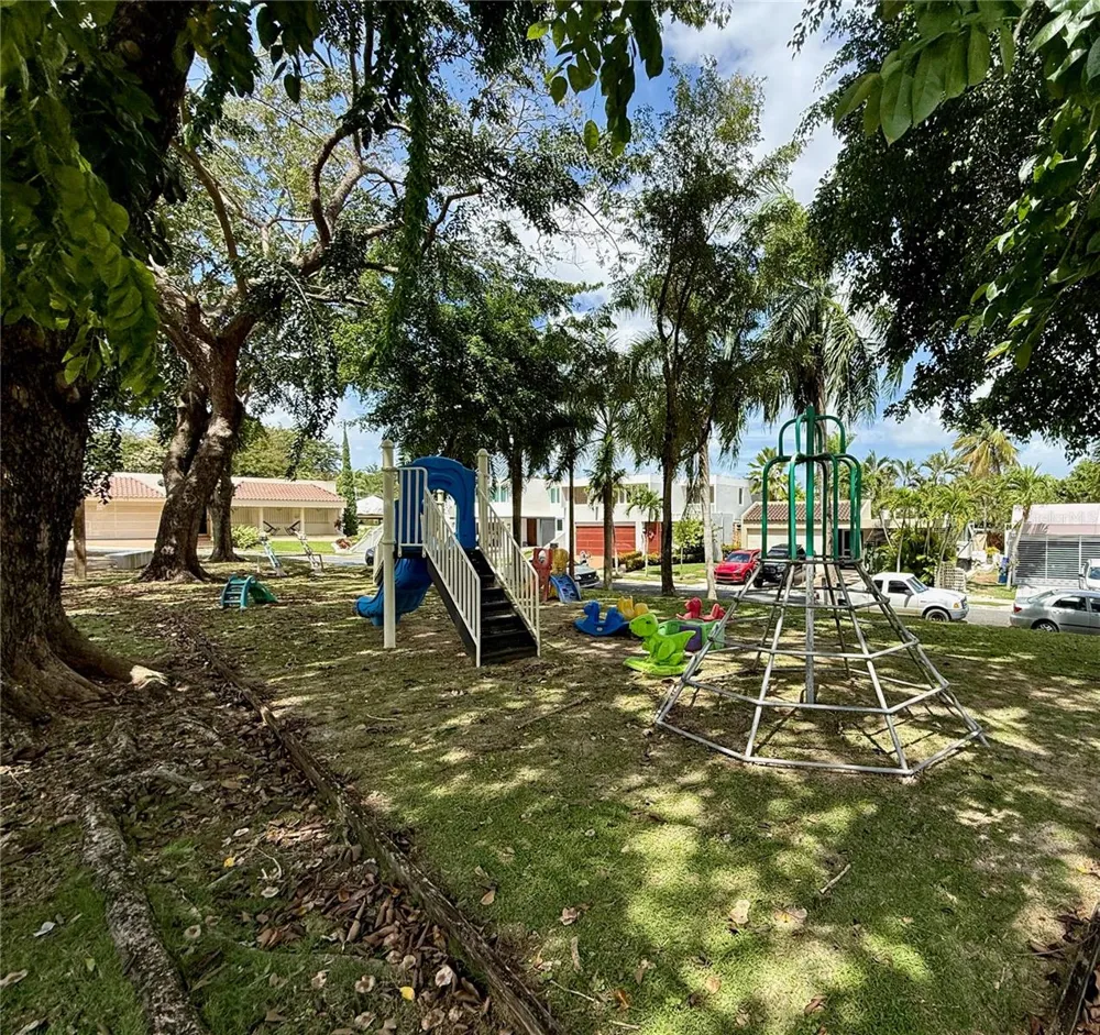 BF16 65 HILLS MANSIONS San Juan, PR 00926