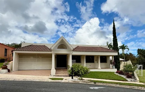 BF16 65 HILLS MANSIONS