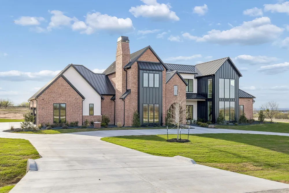 2016 Verona Drive Weatherford, TX 76087