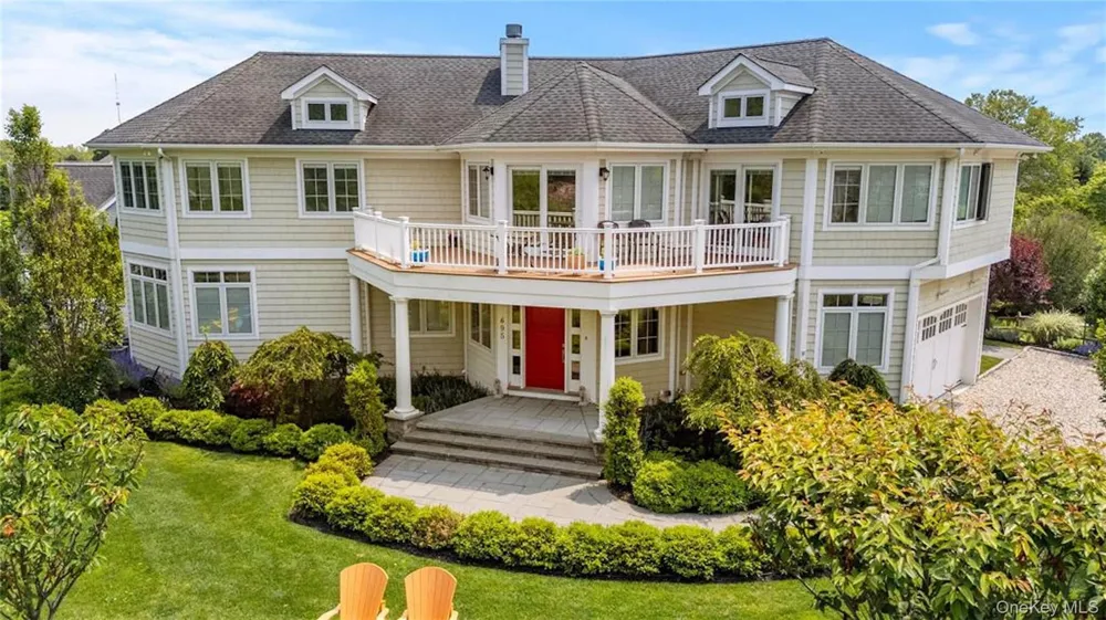 695 Sound Drive Greenport, NY 11944