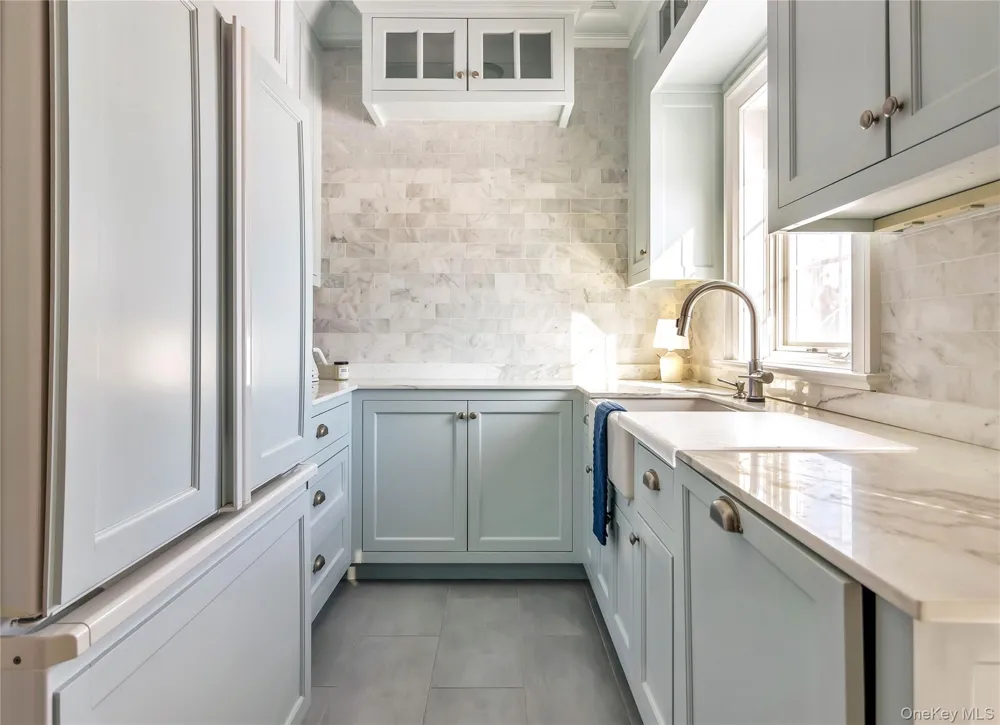 695 Sound Drive Greenport, NY 11944