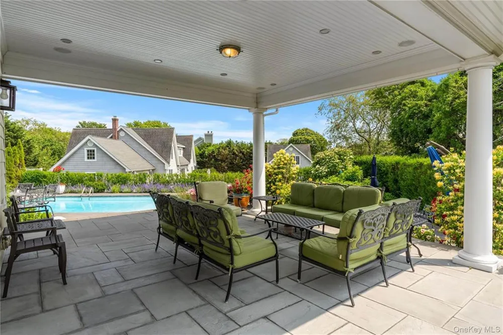 695 Sound Drive Greenport, NY 11944