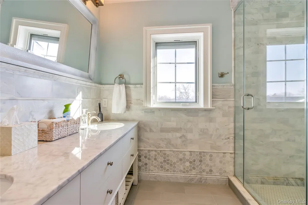 695 Sound Drive Greenport, NY 11944
