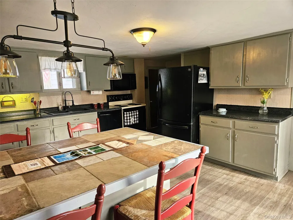 7779 South Hamilton Other, NY 13332