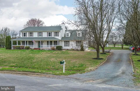 107 CHESTNUT LANE