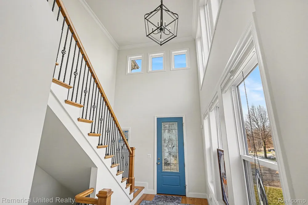 301 River Wood Trail Milford Village, MI 48381