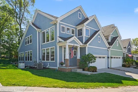 301 River Wood Trail
