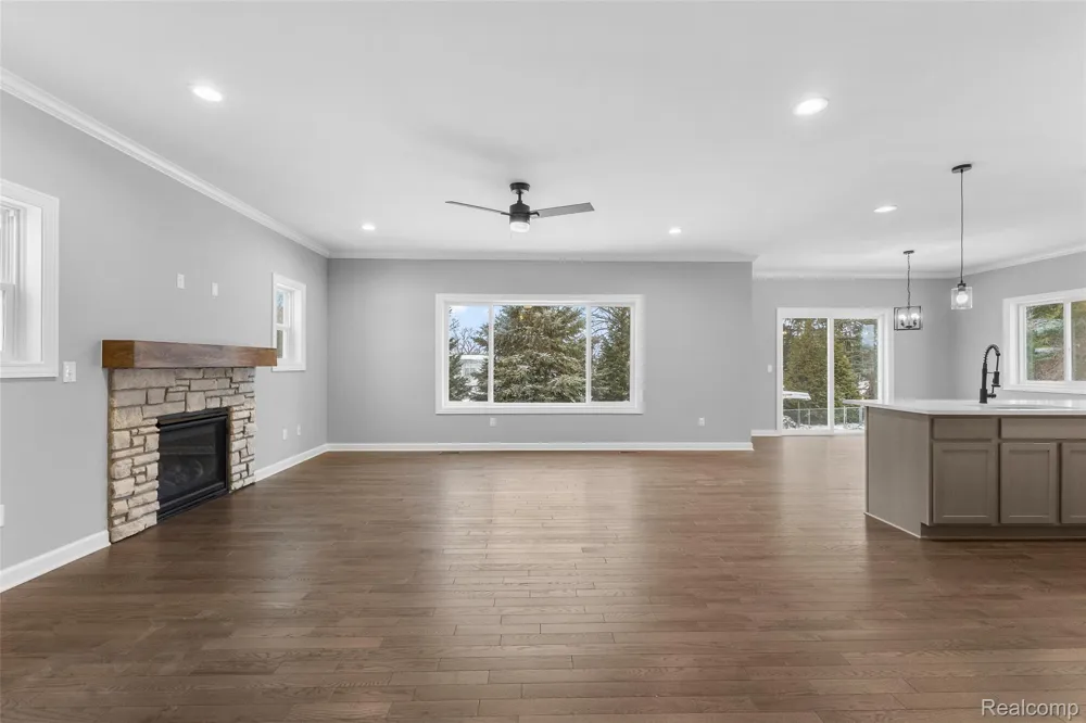 5212 Farmridge Lane Grand Blanc City, MI 48439