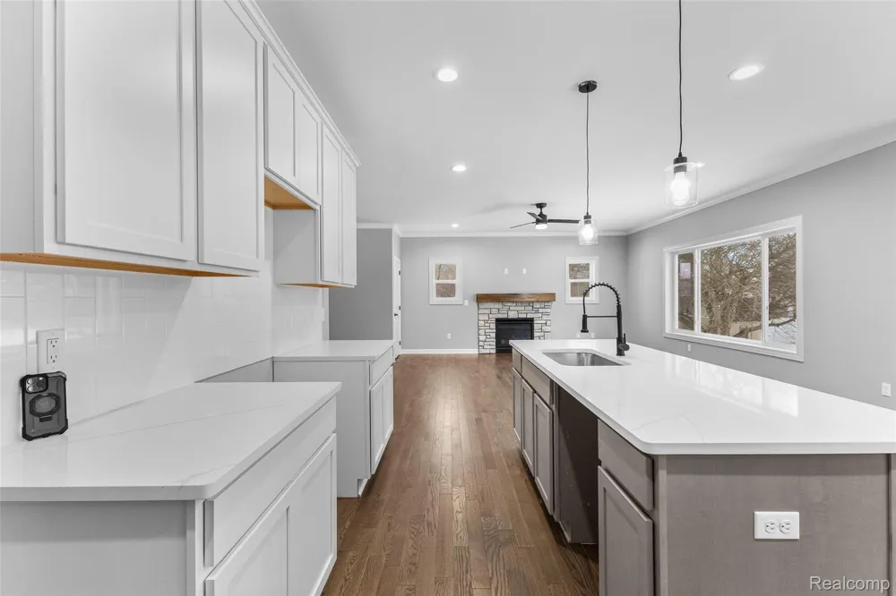 5212 Farmridge Lane Grand Blanc City, MI 48439