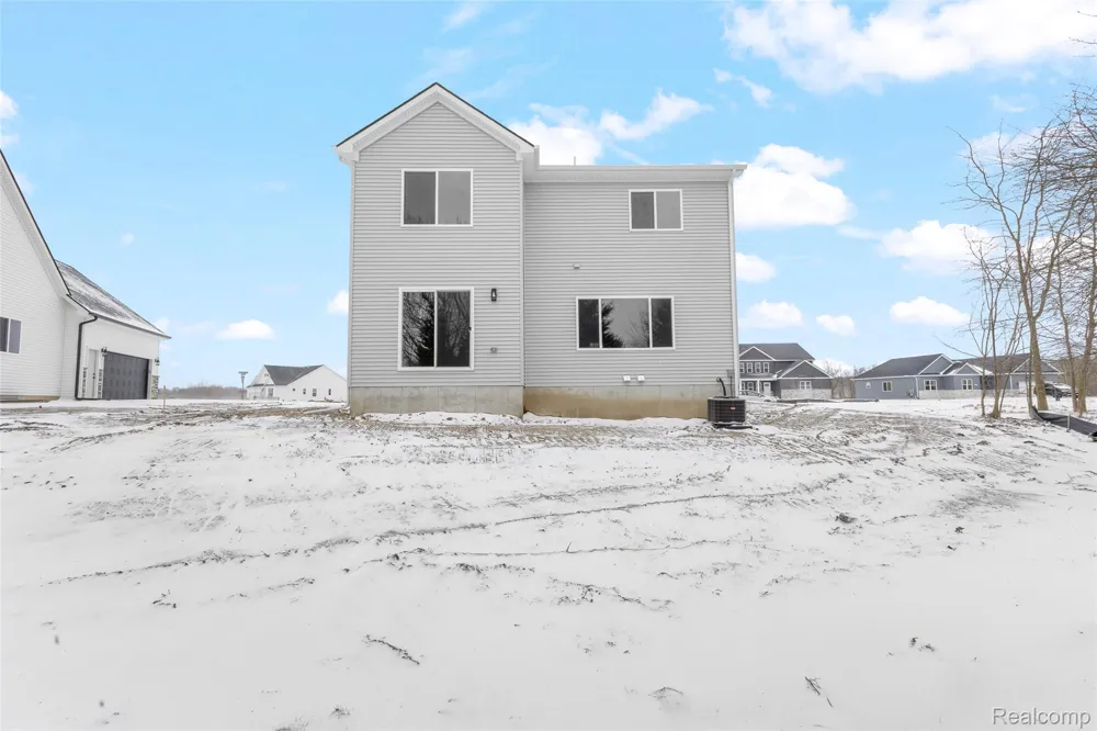 5212 Farmridge Lane Grand Blanc City, MI 48439