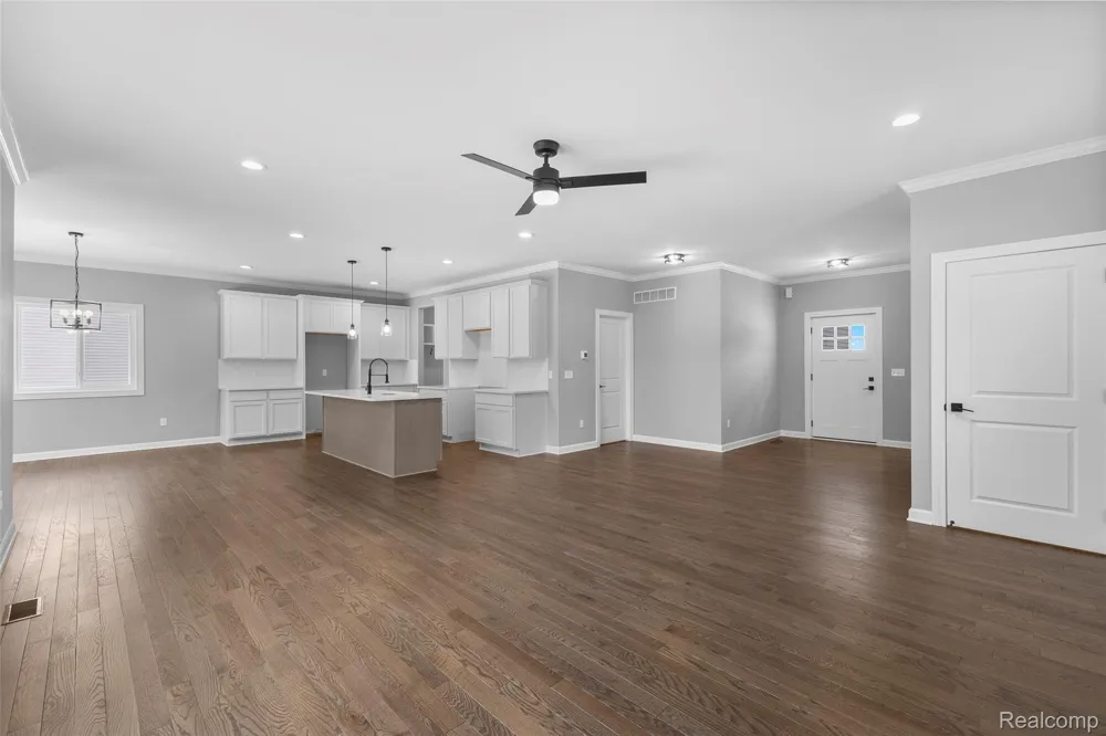 5212 Farmridge Lane Grand Blanc City, MI 48439