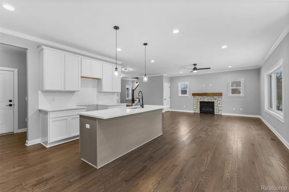 5212 Farmridge Lane Grand Blanc City, MI 48439