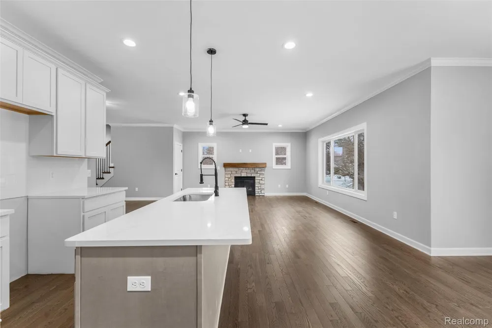 5212 Farmridge Lane Grand Blanc City, MI 48439