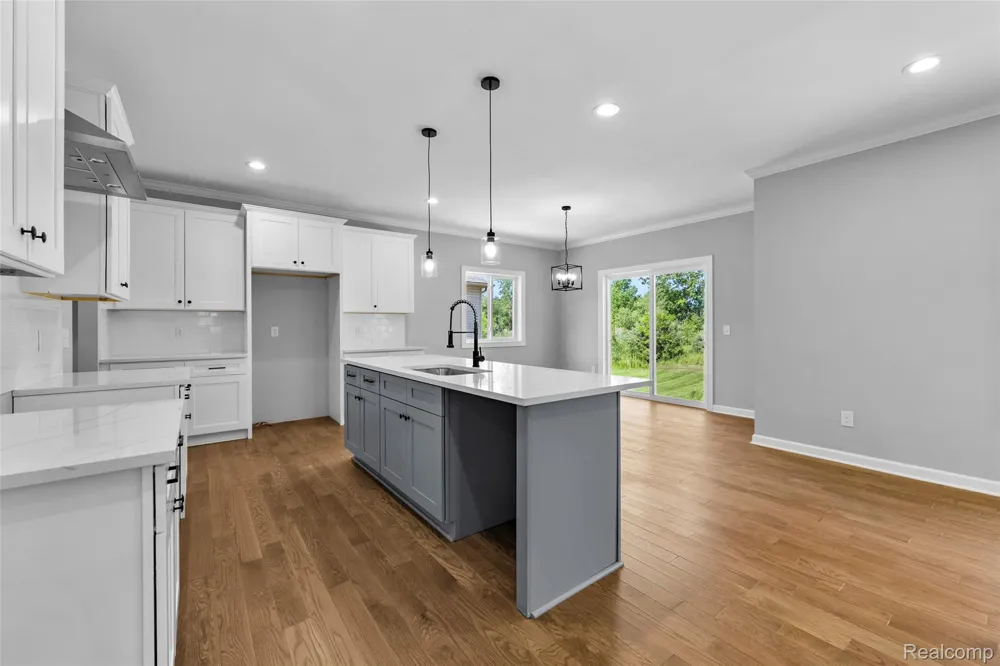 5212 Farmridge Lane Grand Blanc City, MI 48439