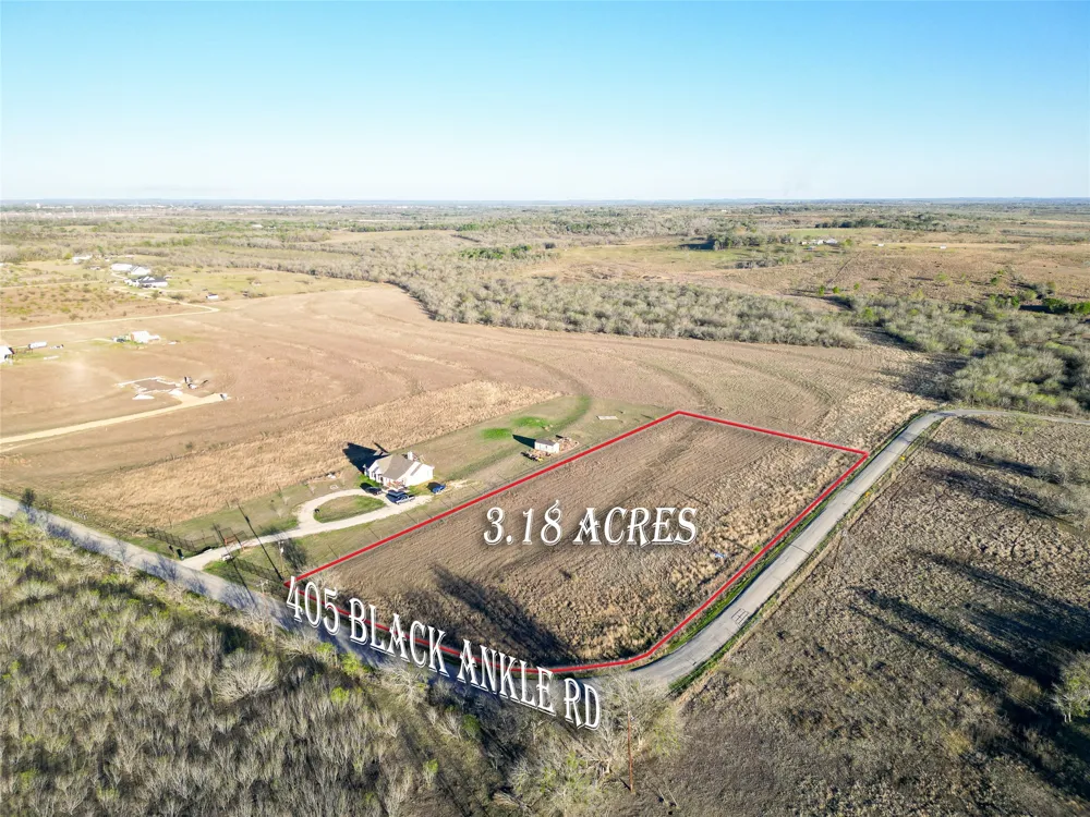 405 Black Ankle Road Lockhart, TX 78644