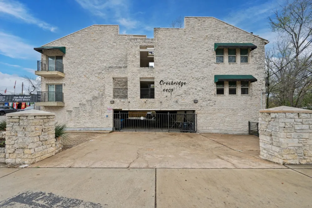 4409 Duval Street #305 Austin, TX 78751