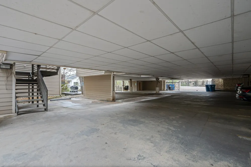 4409 Duval Street #305 Austin, TX 78751