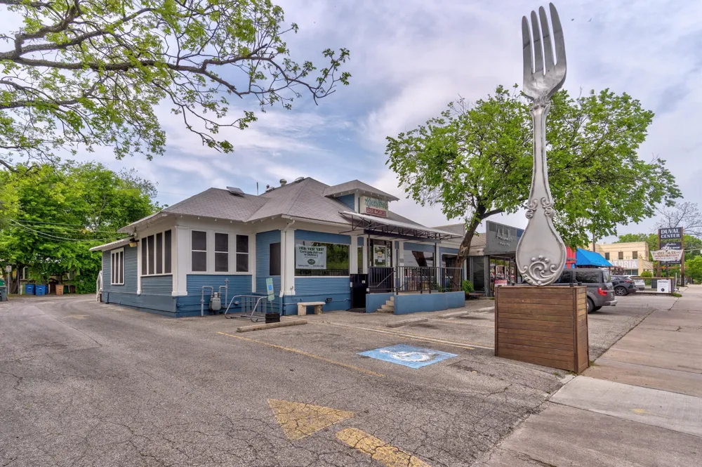 4409 Duval Street #305 Austin, TX 78751
