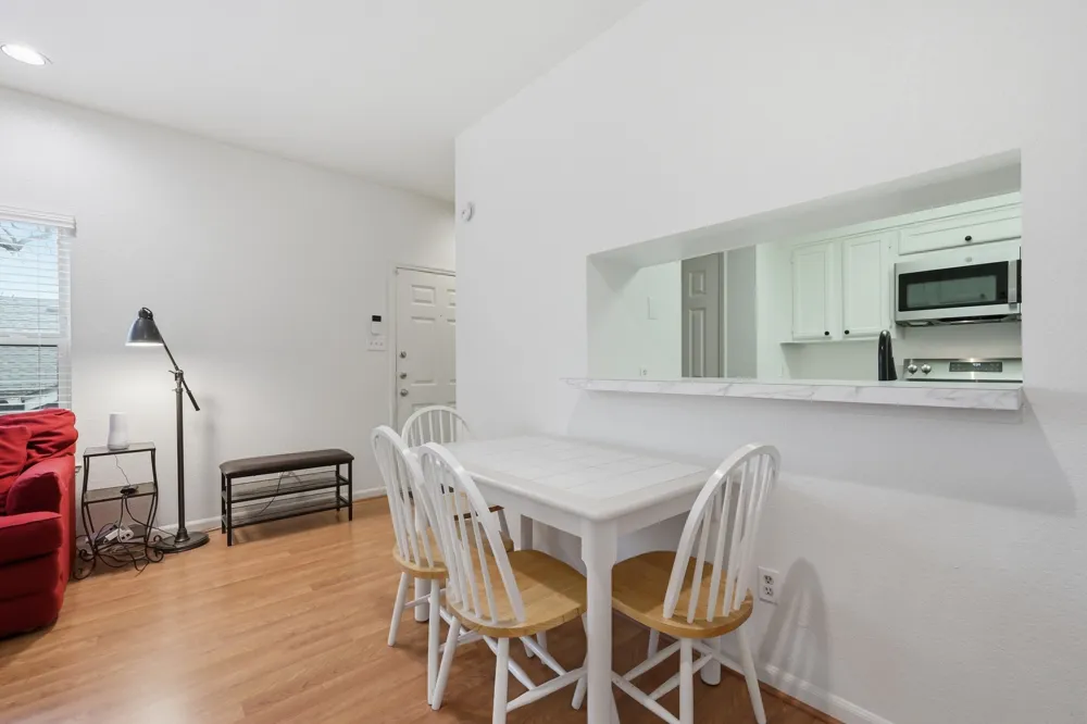 4409 Duval Street #305 Austin, TX 78751