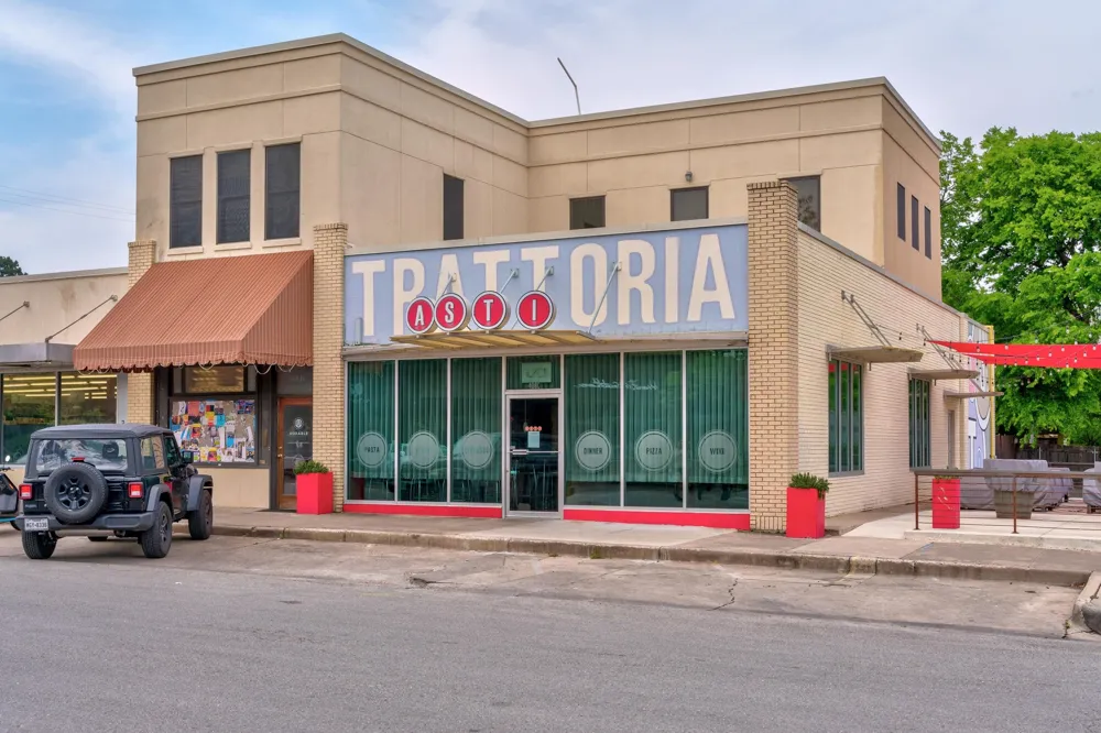 4409 Duval Street #305 Austin, TX 78751