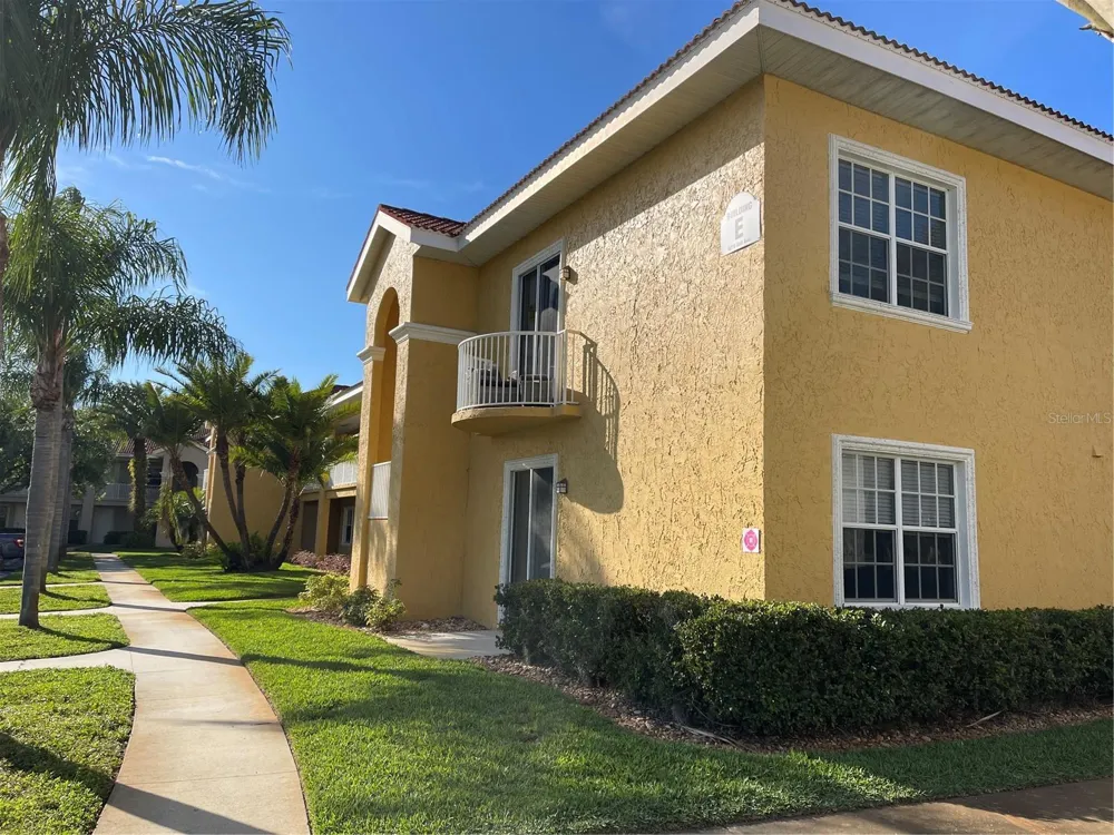 6816 DALI AVENUE #201 Land O Lakes, FL 34637