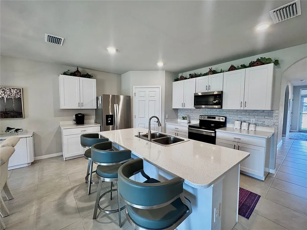 4077 MANATEE LANE Punta Gorda, FL 33980